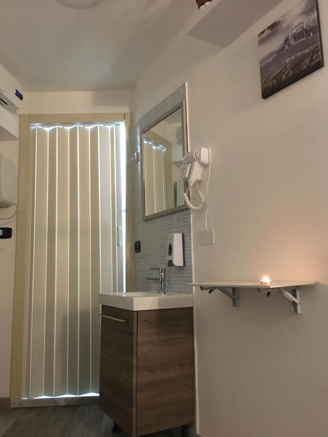 Bed and Breakfast Napoli Central Nest Экстерьер фото